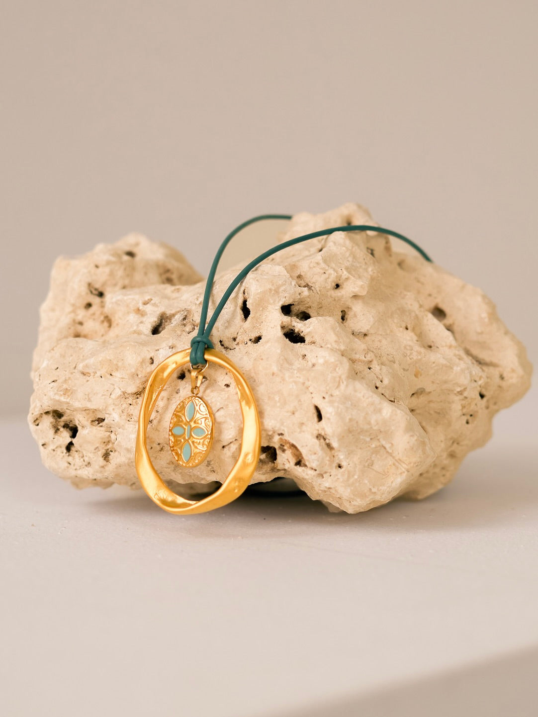 Golden Gilli Necklaces - GOLDEN DAYS LABEL