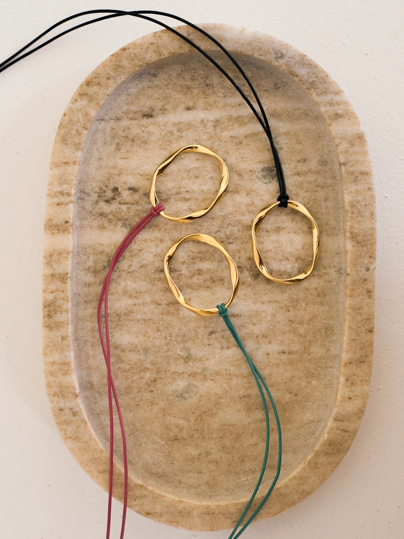 Lovina Halskette - GOLDEN DAYS LABEL