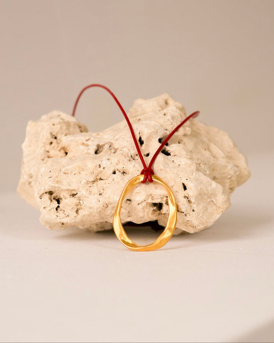 Gilli Halskette - GOLDEN DAYS LABEL