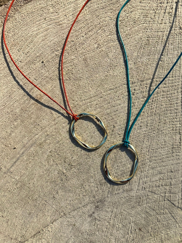 Straps (Lovina) - GOLDEN DAYS LABEL