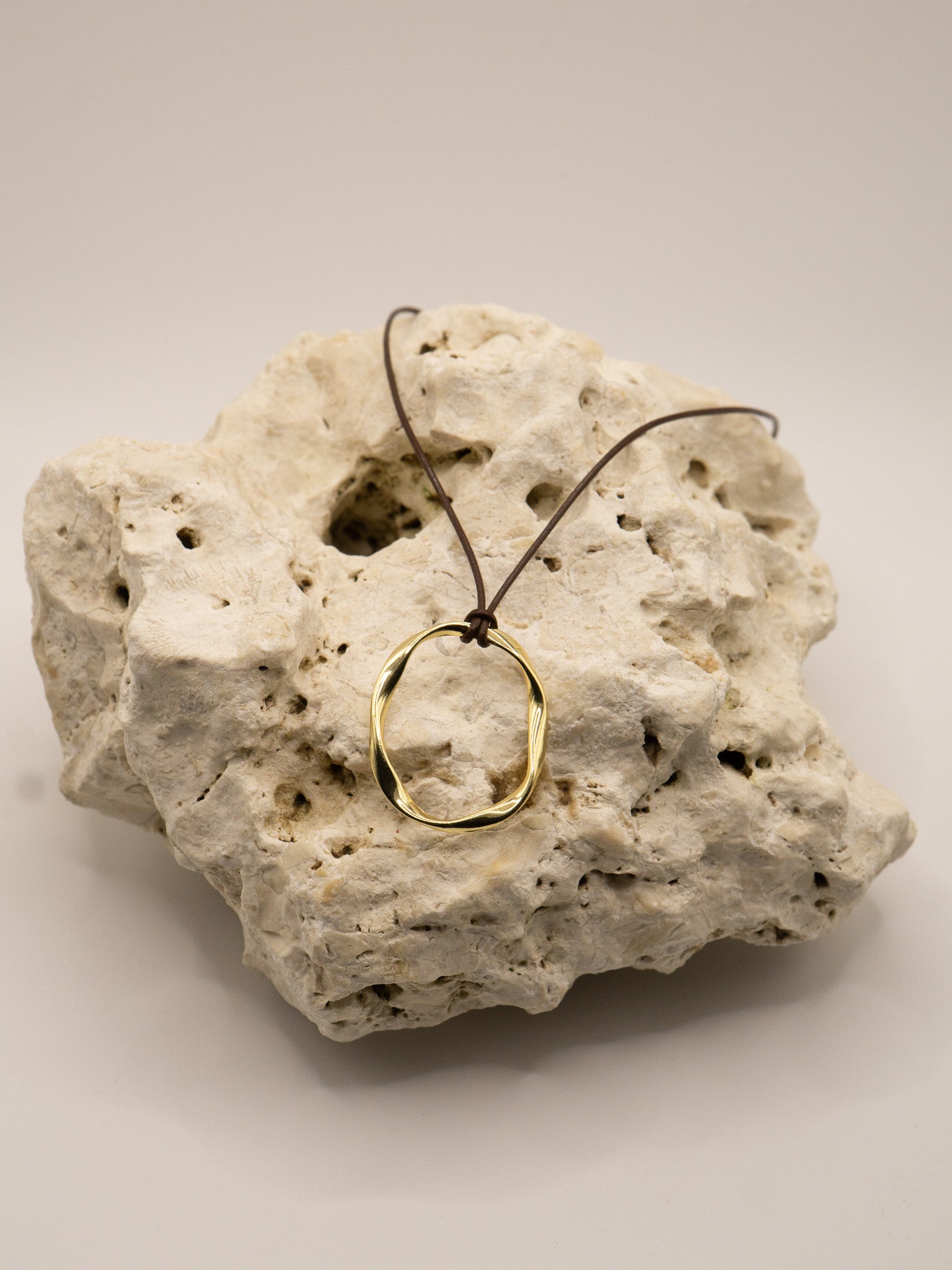 Lovina Halskette - GOLDEN DAYS LABEL