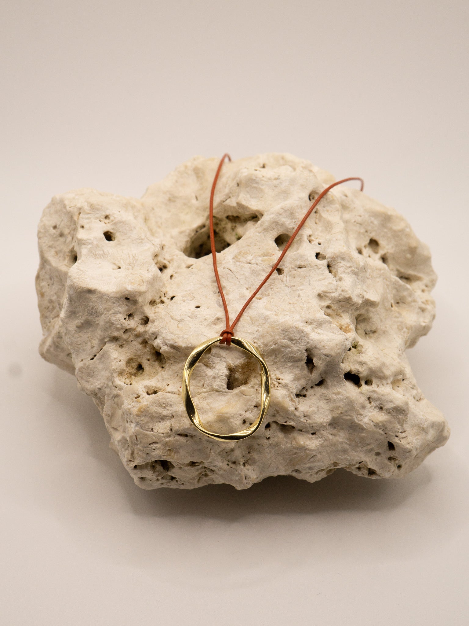 Lovina Halskette - GOLDEN DAYS LABEL