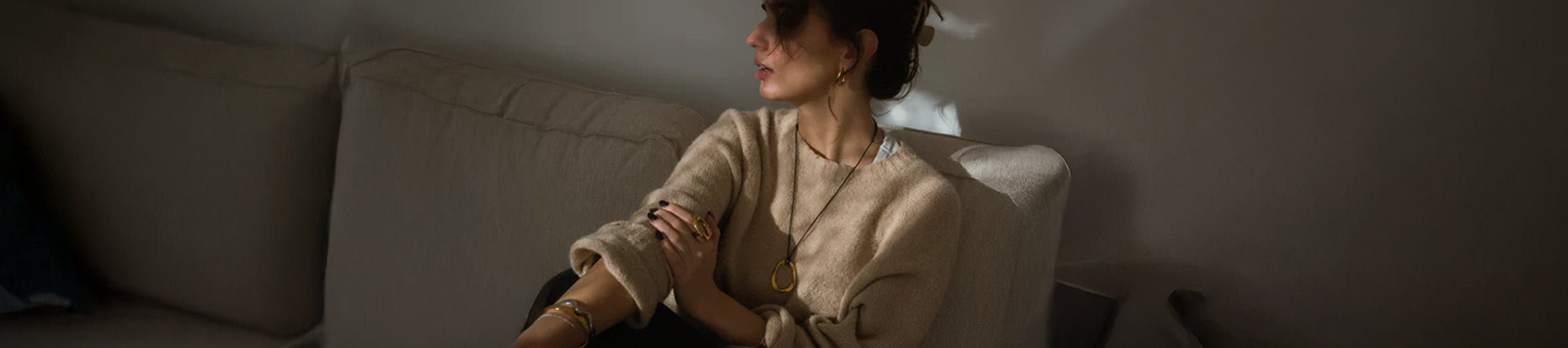 Schmucktrends 2026: Weniger laut, mehr Bedeutung